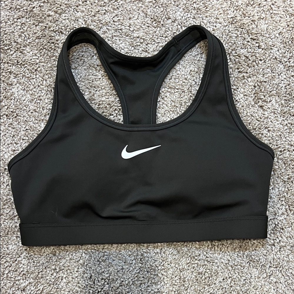 LAST CALL MAKE AN OFFER! Nike Swoosh Sports Bra